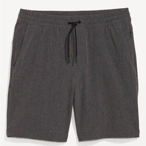 Men’s StretchTech Water-Repellent Jogger Shorts. Size Medium with 9-inch inseam.